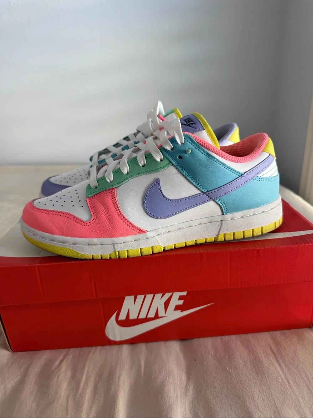 Woman’s Nike Dunks Low - Picture 7 of 10